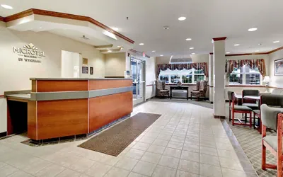 Photo 2 - Microtel Inn & Suites by Wyndham Bridgeport
