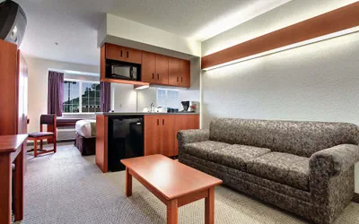 Photo 4 - Microtel Inn & Suites by Wyndham Bridgeport