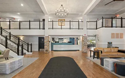 Photo 4 - Hotel Glenwood Springs