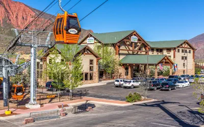 Photo 2 - Hotel Glenwood Springs