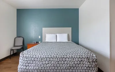 Photo 3 - Woodspring Suites Huntsville Madison