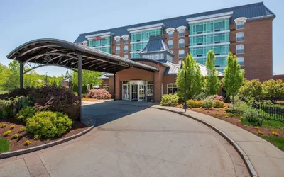 Photo 2 - Hilton Garden Inn Manchester Downtown