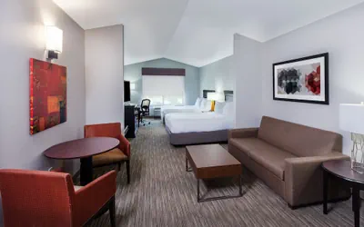 Photo 5 - Holiday Inn Express & Suites Shreveport South Park Plaza by IHG