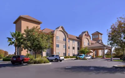 Photo 2 - Hampton Inn & Suites Woodland-Sacramento Area