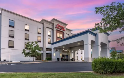 Photo 2 - Hampton Inn & Suites Louisville East