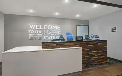 Photo 4 - Hampton Inn Keokuk
