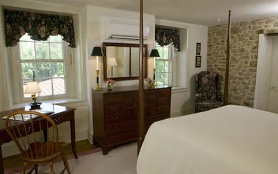 Photo 4 - Joseph Ambler Inn