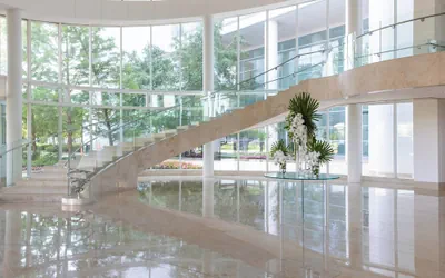 Photo 4 - Renaissance Schaumburg Convention Center Hotel