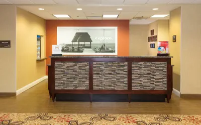 Photo 5 - Hampton Inn Suites Jacksonville Airport