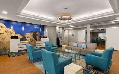 Photo 3 - La Quinta Inn and Suites by Wyndham at WaTiki Waterpark