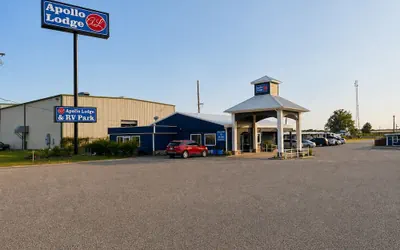 Photo 2 - Apollo Lodge and RV Park