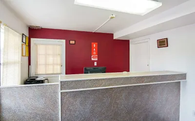 Photo 3 - Econo Lodge Woodstock - Shenandoah Valley I-81
