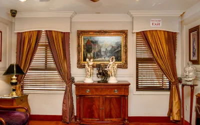 Photo 2 - Brand Plaza Hotel