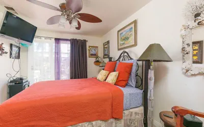 Photo 2 - Always Inn San Clemente Bed & Breakfast