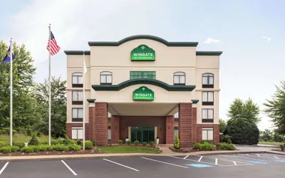 Photo 2 - Wingate by Wyndham Louisville East
