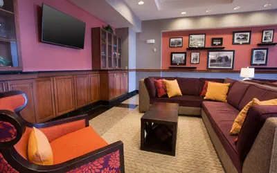 Photo 2 - Drury Inn & Suites Cincinnati Sharonville
