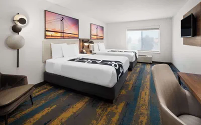 Photo 5 - La Quinta Inn & Suites by Wyndham Kennewick