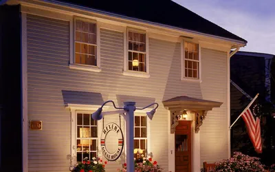 Photo 2 - The Revere Guest House
