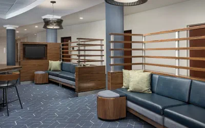 Photo 4 - Courtyard by Marriott Seattle Kirkland