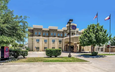 Photo 2 - Comfort Suites Near Texas State University