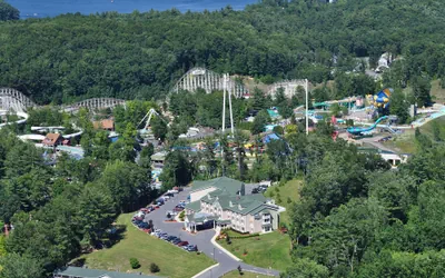 Photo 3 - Country Inn & Suites by Radisson, Lake George (Queensbury), NY
