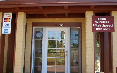 Photo 5 - Hitching Post Studios Inn