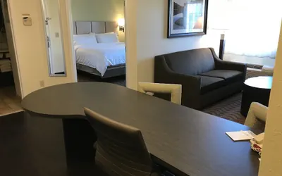 Photo 2 - Candlewood Suites Fort Wayne by IHG
