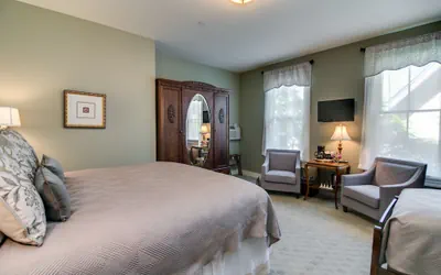 Photo 2 - Winchester Inn