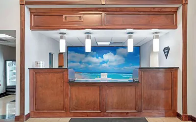 Photo 4 - Best Western Plus Blue Angel Inn