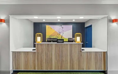 Photo 5 - Spark by Hilton Killeen