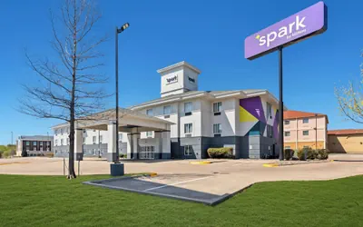 Photo 2 - Spark by Hilton Killeen