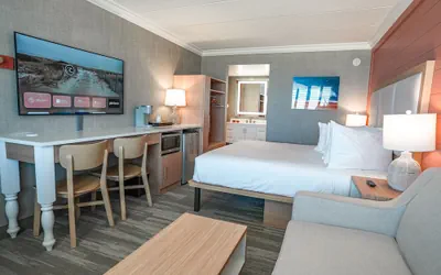 Photo 4 - Spray Beach Oceanfront Hotel