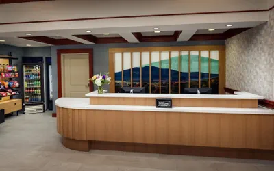 Photo 3 - Hampton Inn & Suites North Conway