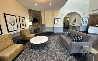 Photo 2 - Best Western Plus Bass Hotel & Suites