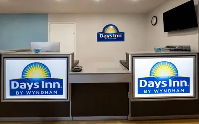 Photo 3 - Days Inn by Wyndham Hardeeville North/I-95 & US 278
