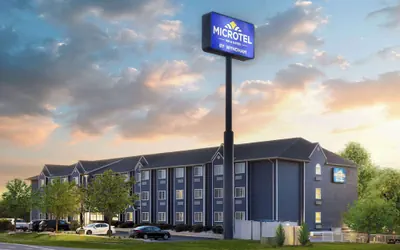 Photo 2 - Microtel Inn & Suites by Wyndham Dover