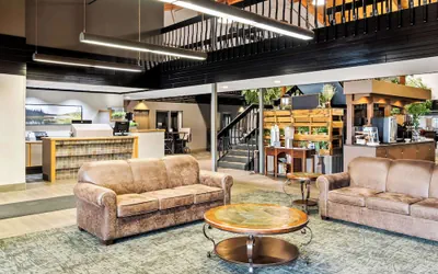 Photo 5 - Heartland Inn & Suites, SureStay Collection by Best Western