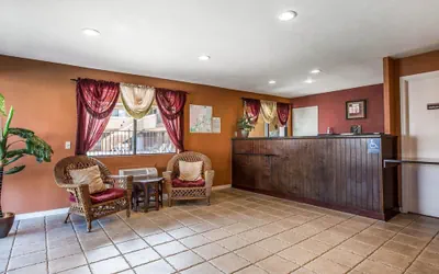 Photo 4 - Rodeway Inn Santee San Diego East