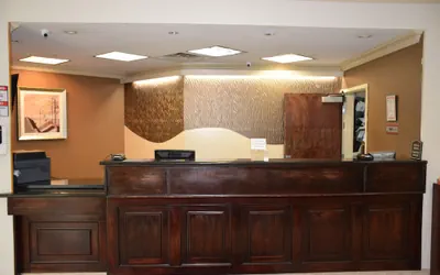 Photo 4 - Spark by Hilton Rahway