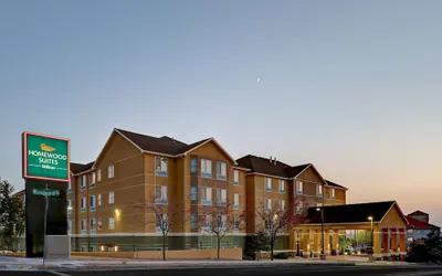 Photo 2 - Homewood Suites by Hilton Albuquerque Airport
