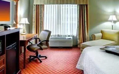 Photo 4 - Hampton Inn & Suites Greenville
