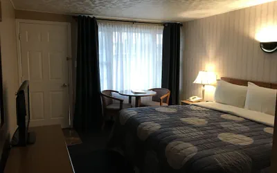 Photo 2 - Moonlite Motel Niagara Falls