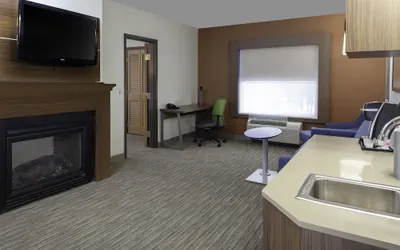 Photo 3 - Holiday Inn Express & Suites Interstate 90 by IHG