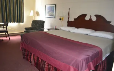Photo 5 - Grand Inn Fargo