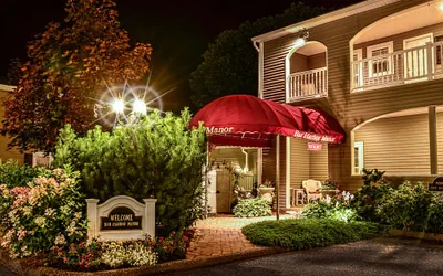 Photo 2 - Bar Harbor Manor