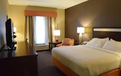 Photo 5 - Holiday Inn Express Hotel & Suites Watertown-Thousand Island by IHG