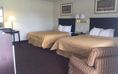 Photo 5 - Budget Inn Farmington