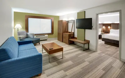 Photo 4 - Holiday Inn Express Woodbridge by IHG