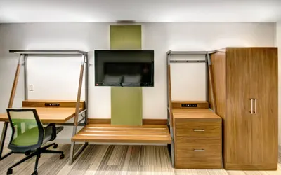 Photo 5 - Holiday Inn Express Woodbridge by IHG