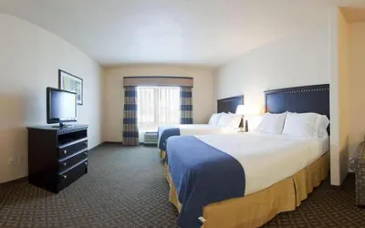 Photo 5 - Holiday Inn Express Delano by IHG